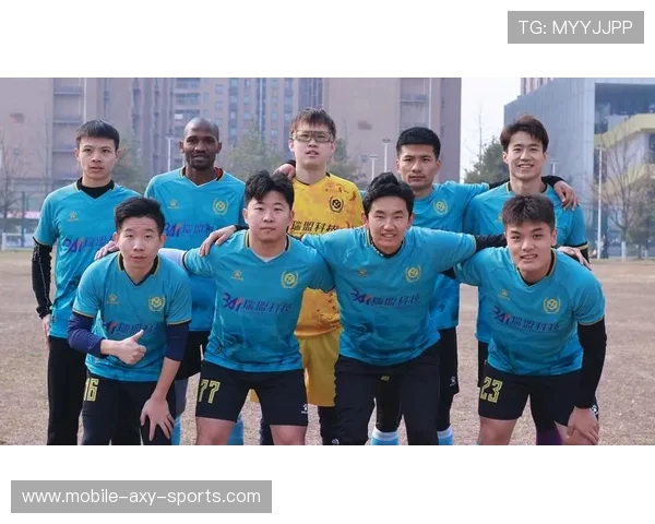 赛后分析:西安足球队与北京足球队在比赛中的战术意识与表现对比 赛后分析:西安足球队与北京足球队在比赛中的战术意识与表现对比